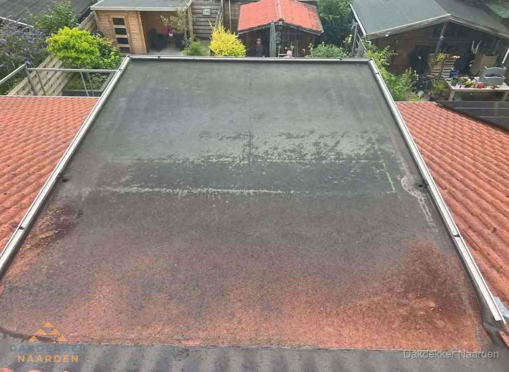 Verouderd Plat Dak Lekkage Naarden